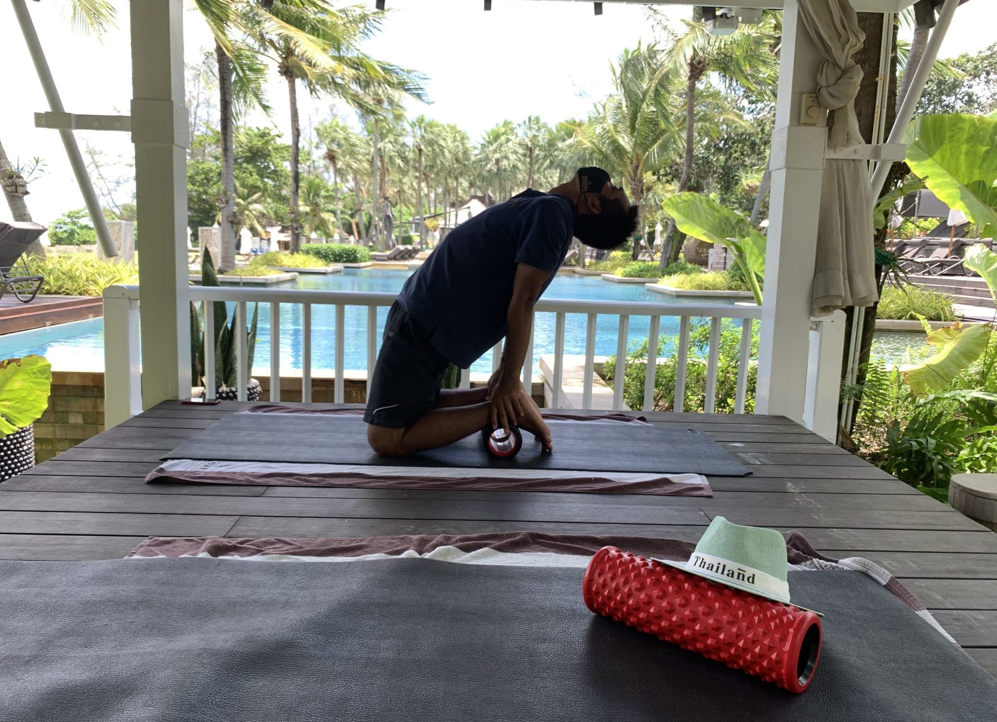 Super staff Anantara Mai Khao Villa