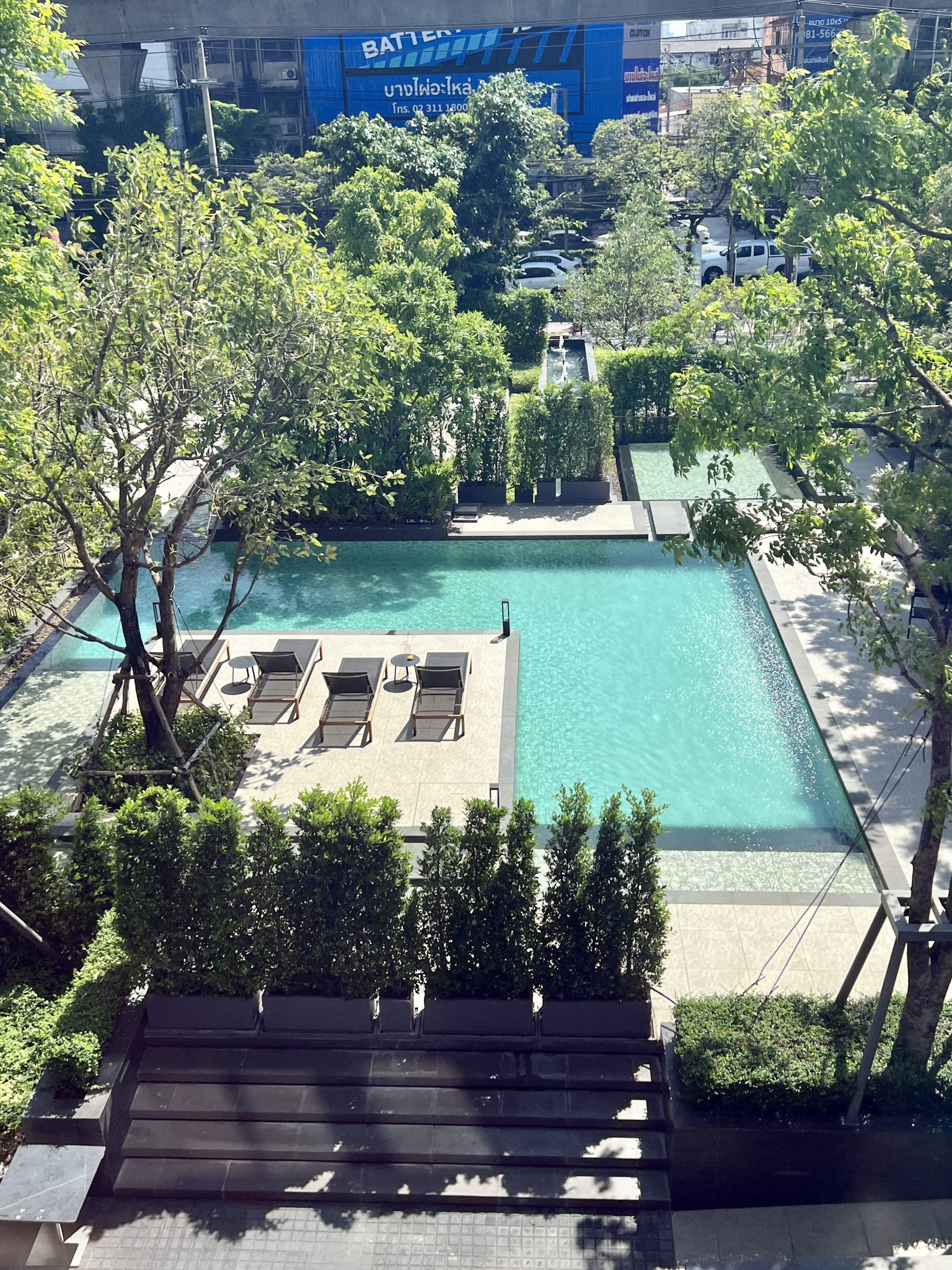 Swimming pool Ramada by Wyndham Bangkok Sukhumvit 78