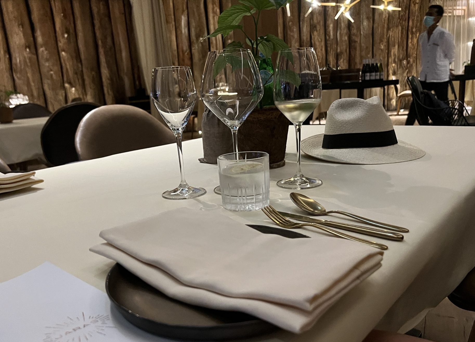Table setting Jaras restaurant