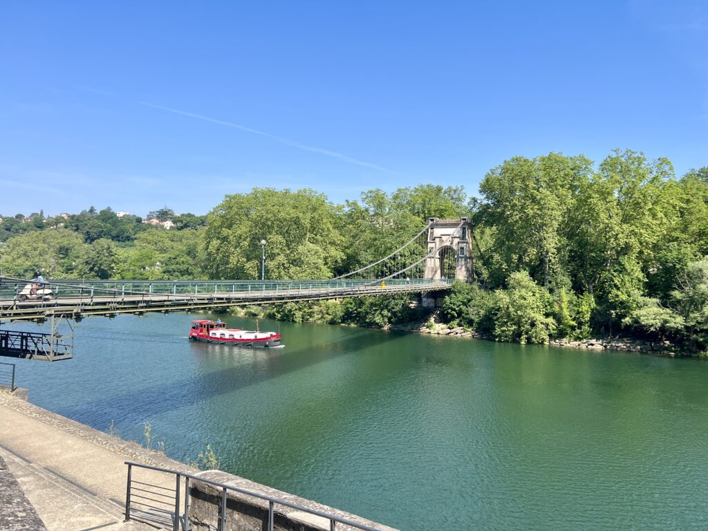 Wandering La Saône riverwalk to Ile Barbe, Lyon