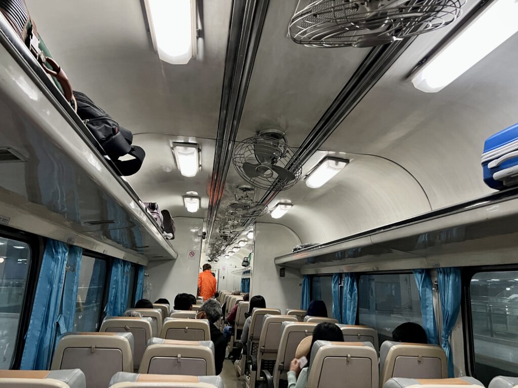 Second class Air con carriage Bangkok to Hua Hin