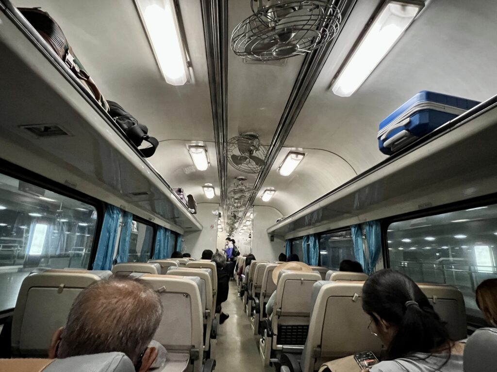 Express Train 43 Bangkok to Hua Hin 2nd class Air con carriage