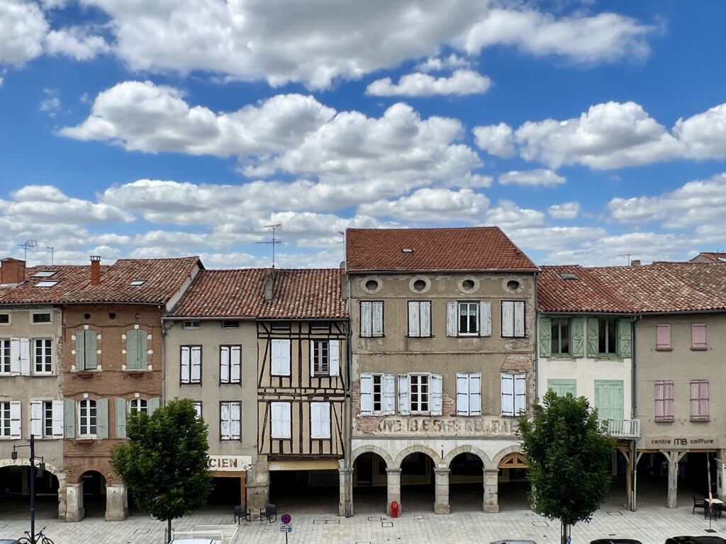 Revel market place