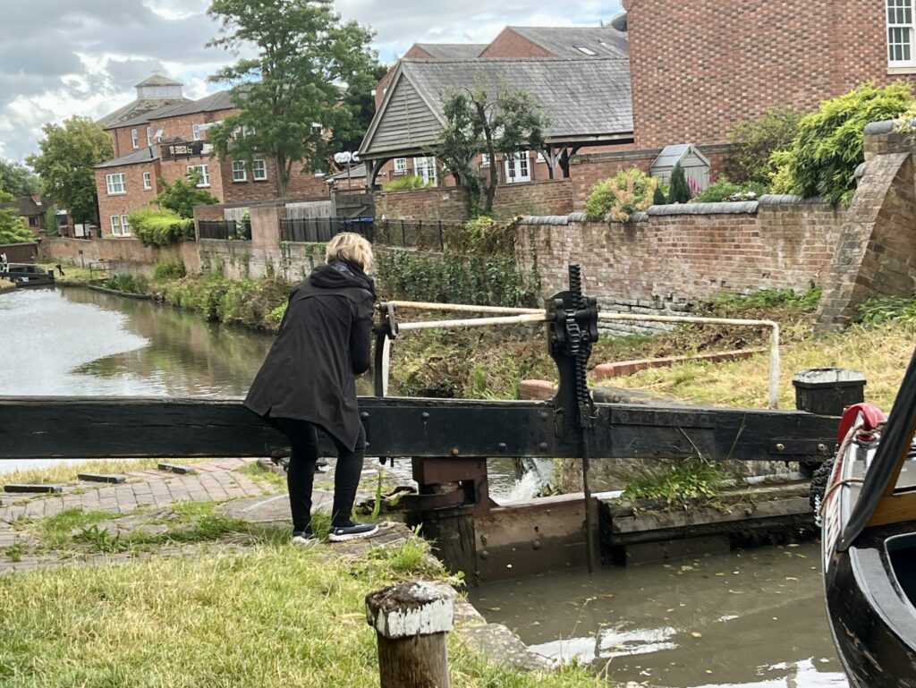 Working the locks in Straford upon Avon on the Stratford Canal