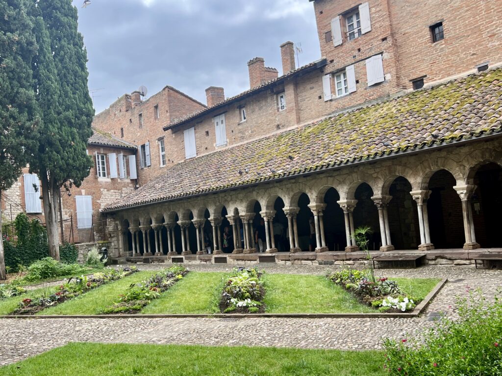 Saint-Salvi Church cloisters, Albi