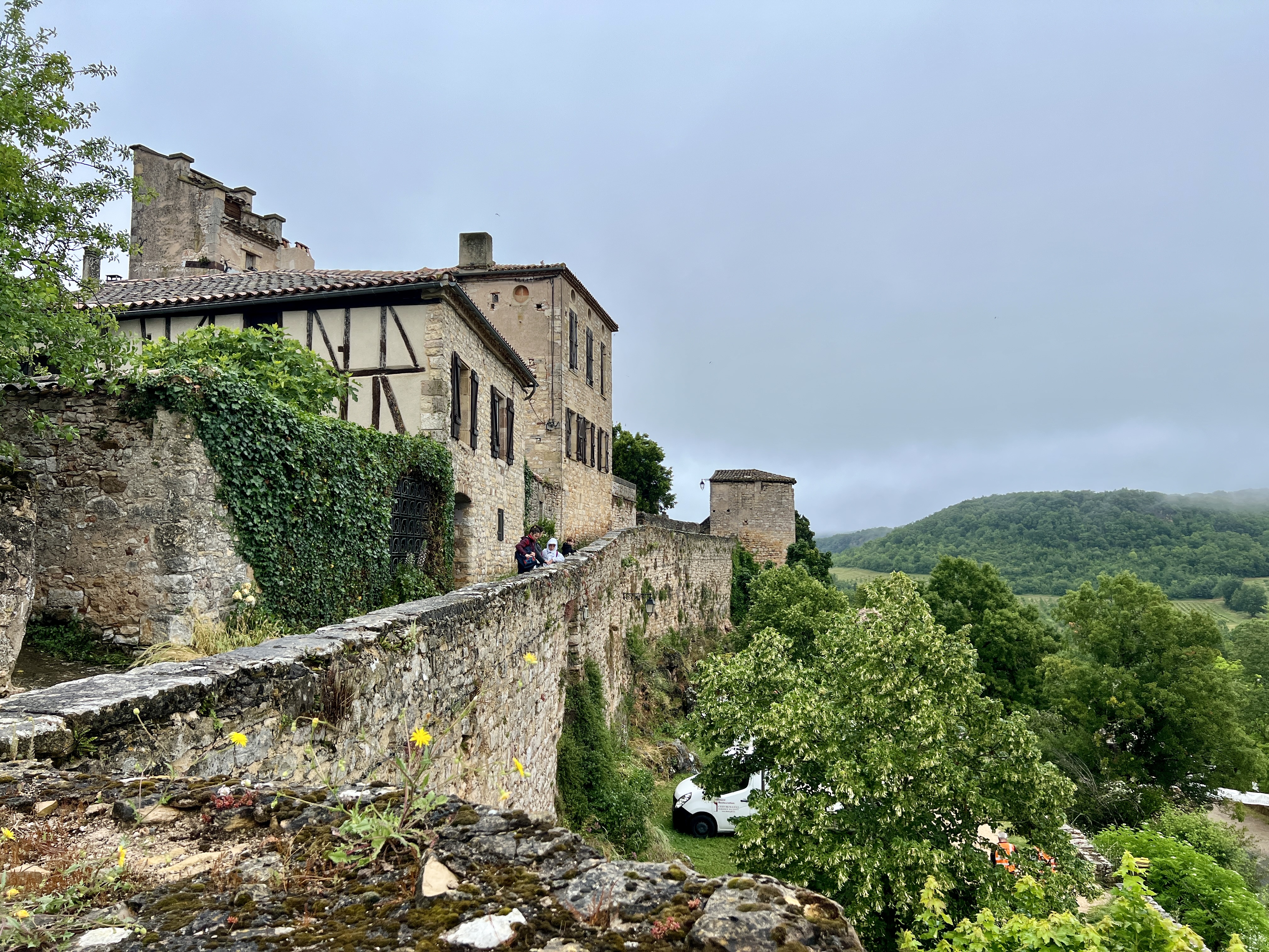 Puycelsi views 