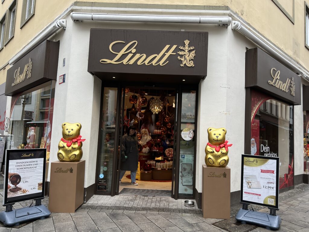 Lindt Store s
