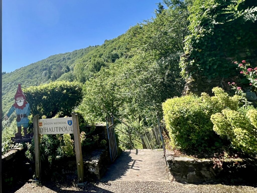 Medieval garden's Hautpoul