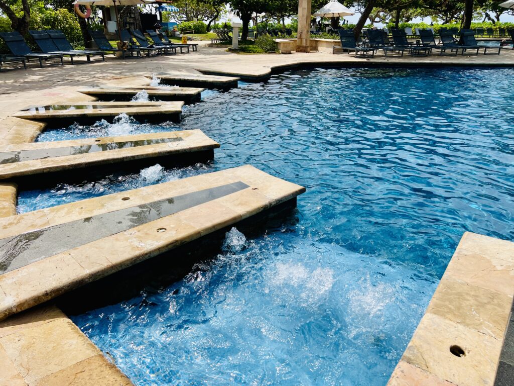 Lagoon Pool jacuzzis Grand Hyatt Bali