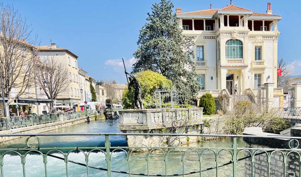 Le Chateau Dumas in L'isle-sur-la-Sorgue