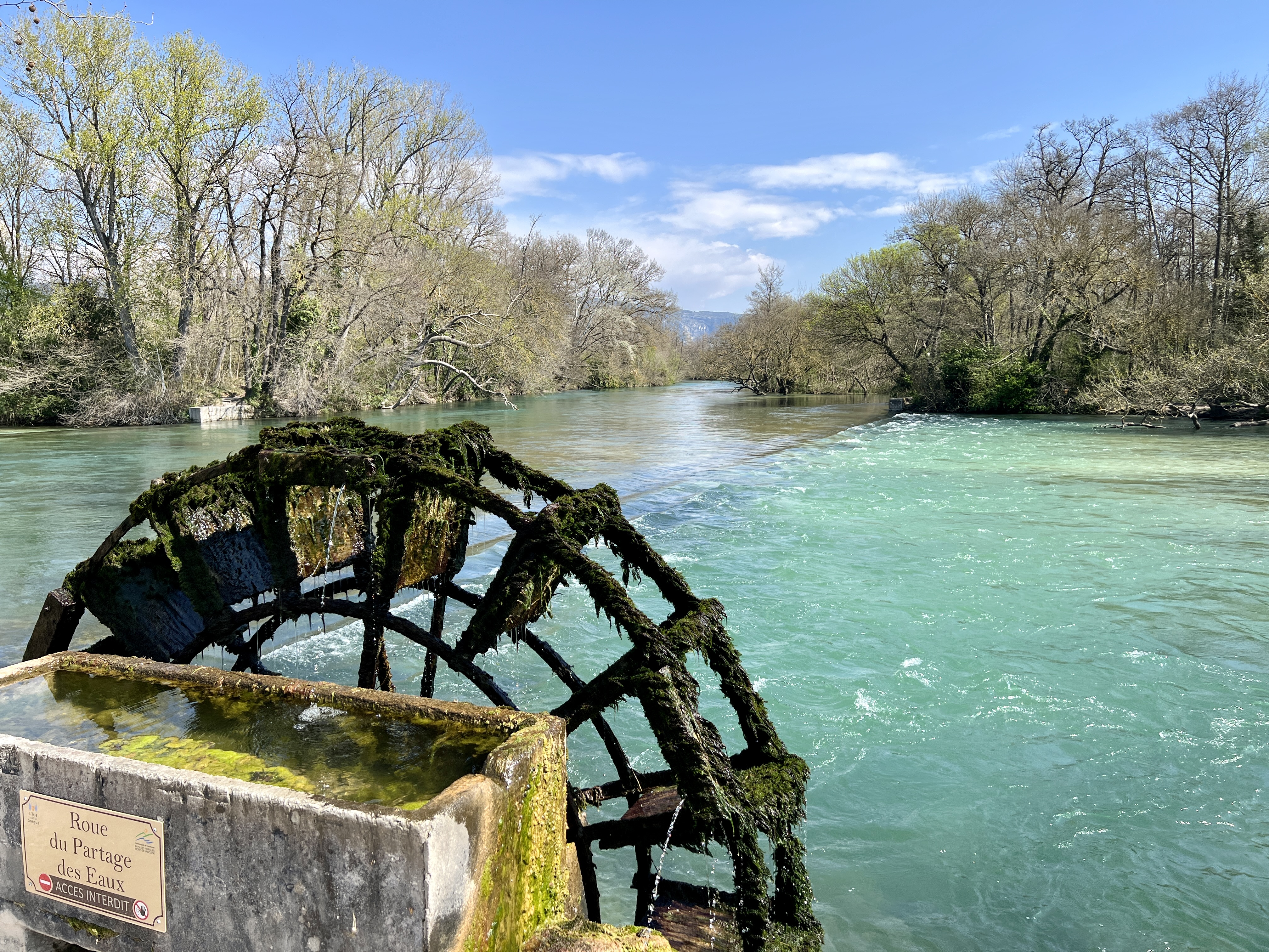 le Partage des Eaux outside L'Isle-sur-la-Sorgue