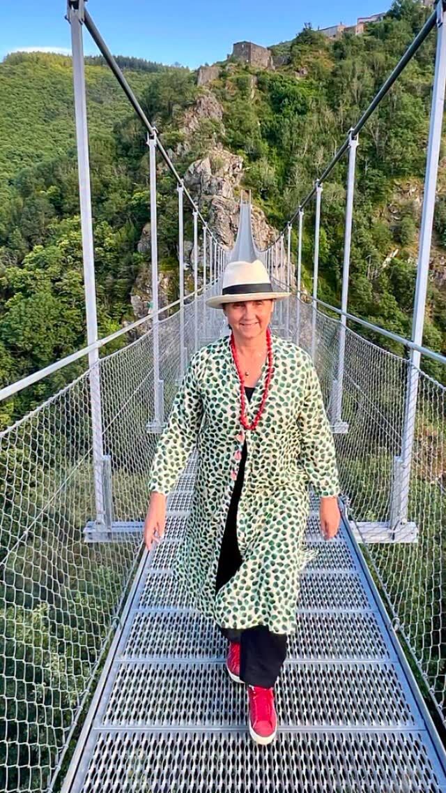 𝗕𝗥𝗜𝗗𝗚𝗘𝗦 🇫🇷🇹🇭🇦🇺🇪🇸 🇺🇸 

Today I am joining Travel Tribe Unite to share our bridges of the world. 

How many did you recognise? 

🌁 Mazamet Swing Bridge, Tarn, France 🇫🇷 

🌉 Canal boating bridge on the Stratford canal 🇬🇧

🌁 Albi, Tarn, France 🇫🇷

🌉 Cadiz, Spain 🇪🇸

🌁 Sydney Harbour Bridge, Australia 🇦🇺

🌉 Bridge over the River Kwai, Thailand 🇹🇭

🌁 Pont du Gard, France 🇫🇷

🌉 Montana, USA 🇺🇸

𝘋𝘰 𝘺𝘰𝘶 𝘩𝘢𝘷𝘦 𝘢 𝘧𝘢𝘷𝘰𝘶𝘳𝘪𝘵𝘦 𝘣𝘳𝘪𝘥𝘨𝘦 𝘴𝘰𝘮𝘦𝘸𝘩𝘦𝘳𝘦 𝘪𝘯 𝘵𝘩𝘦 𝘸𝘰𝘳𝘭𝘥? 

🌎The TravelTribeUnite is a group of travellers that love photographing destinations both near and far. 

🌍Each week we share travel images that reflect a specific theme. 

🌎 Check out this week’s theme “bridge” at #traveltribeunite and feel free to join us by tagging your themed travel shots.🌍

#bridges #seetheworldwithme #traveltribeunite